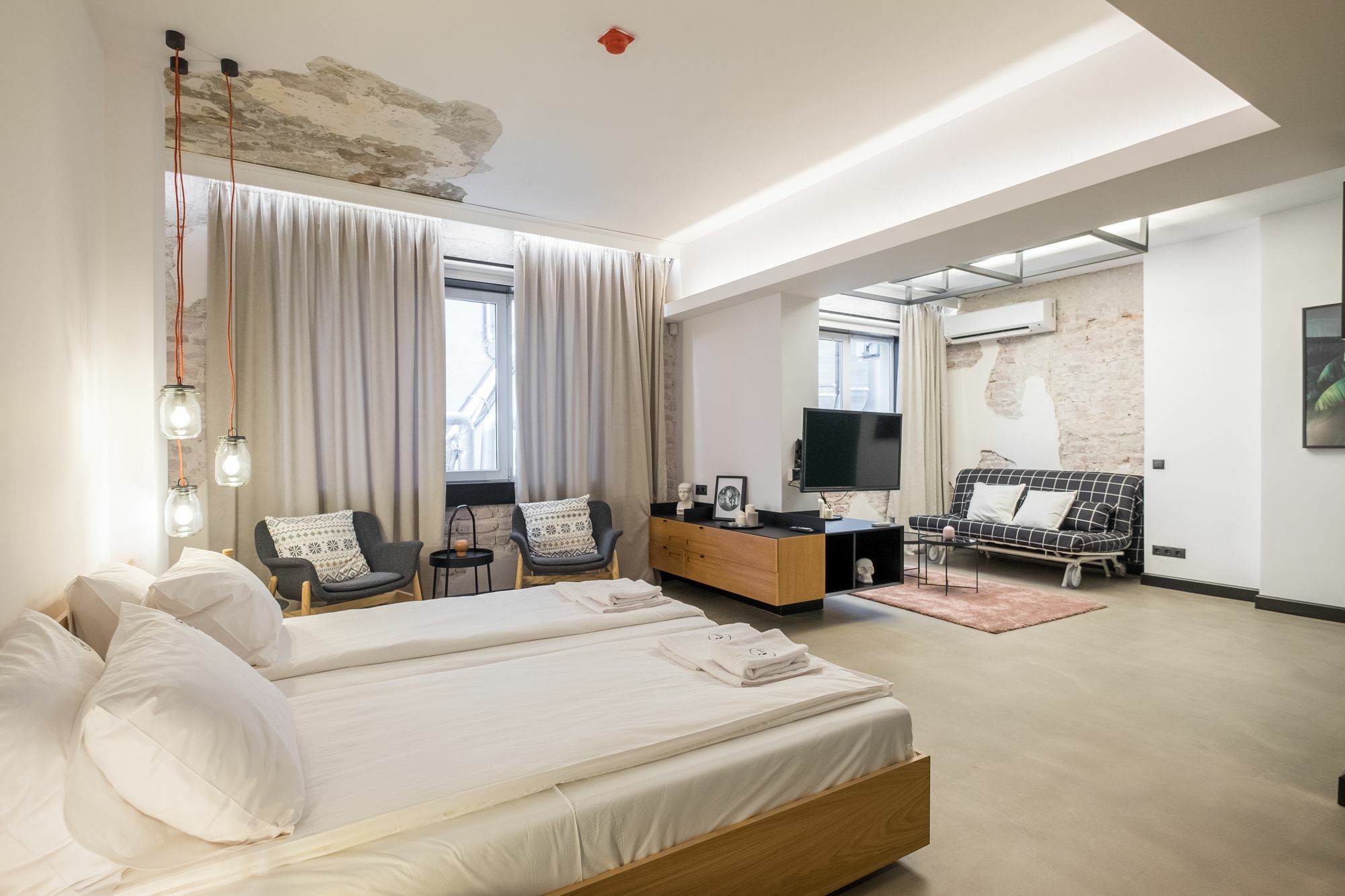 R34 Boutique 3* סופיה